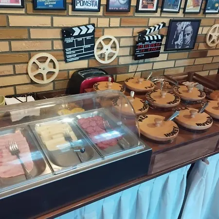 Alfa Hotel 3*